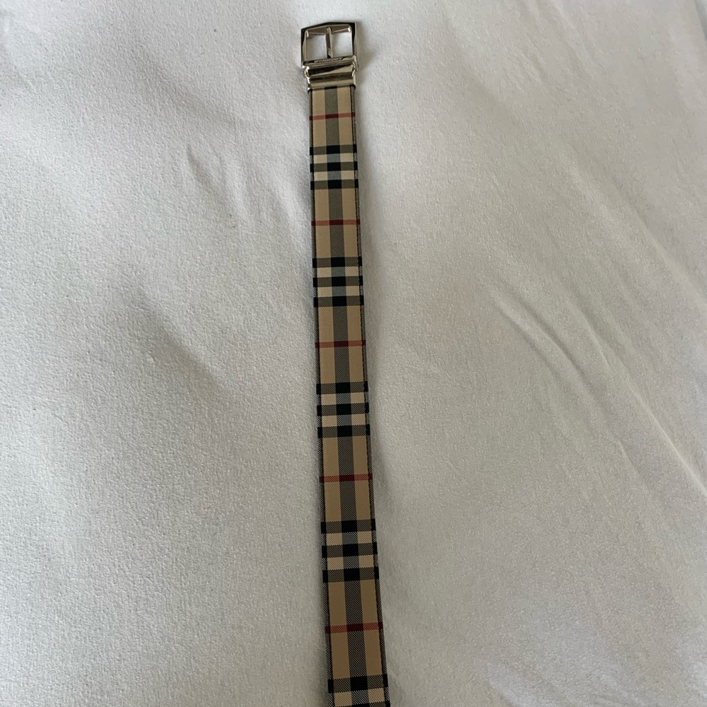 Burberry Reversible Vintage Leather Belt - Picture 4 of 6